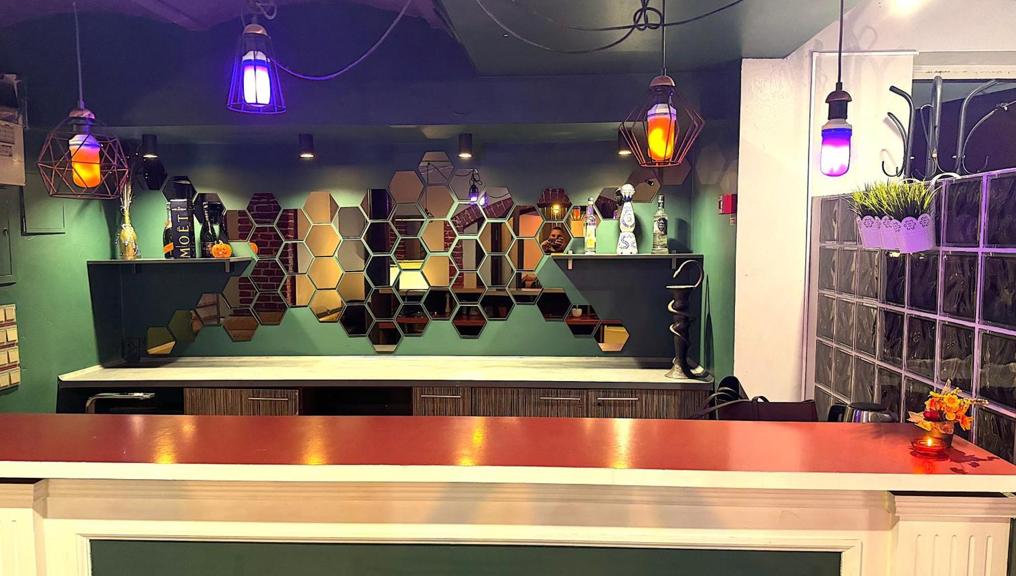 Apartment Party With Sauna & Karaoke *