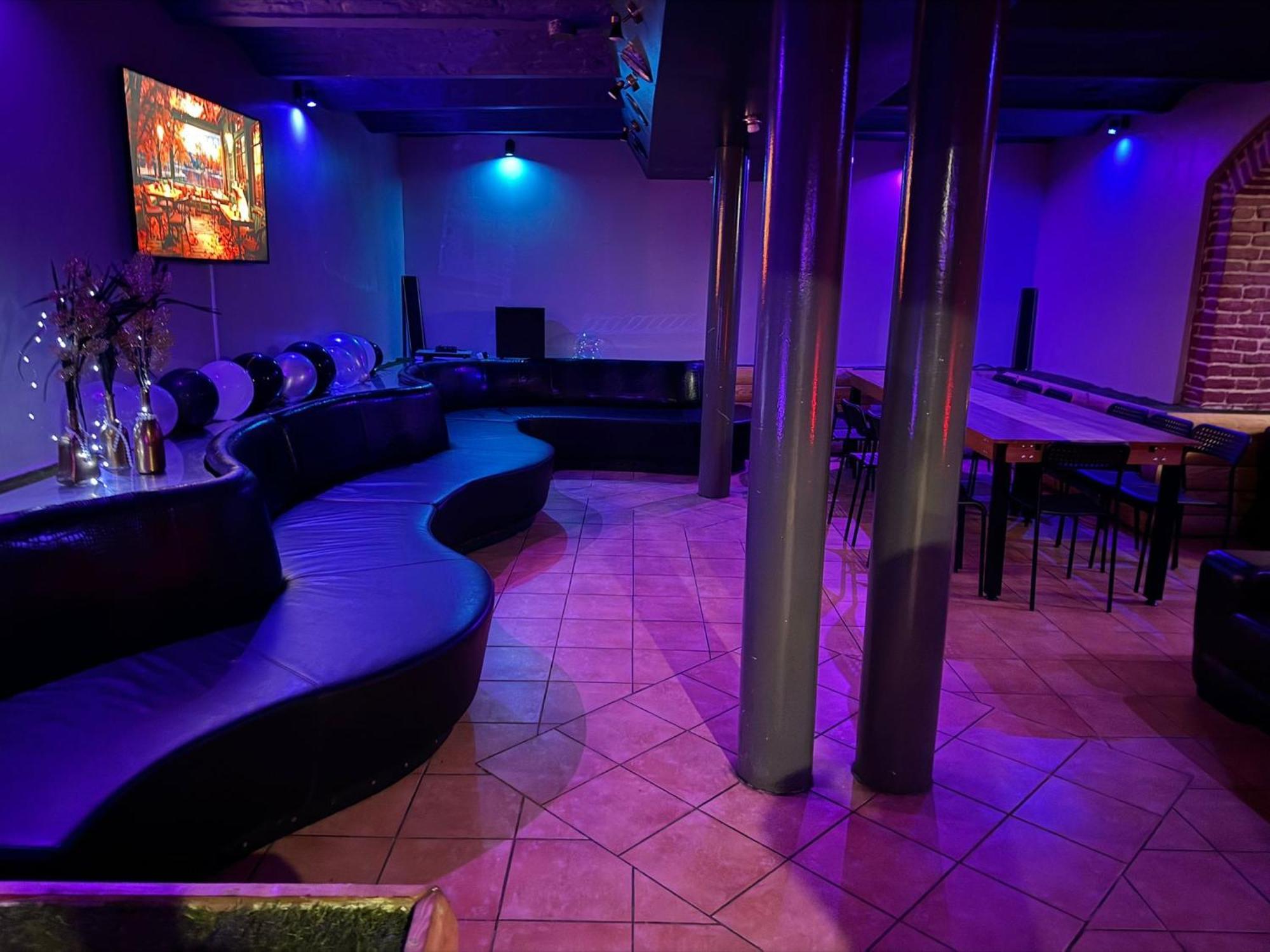 Party With Sauna & Karaoke Appartement Riga